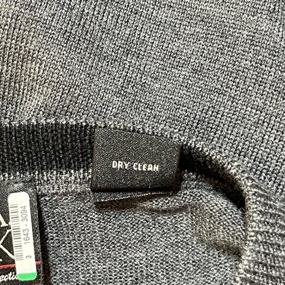 JoS A Bank Merino Wool Sweater Charcoal V-Neck Size L Large Grey - Picture 4 of 5